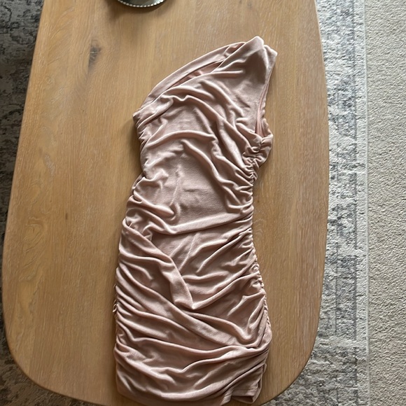 Revolve Dress - Superdown - Picture 4 of 4